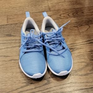 Girla Puma 👟 sneakers!